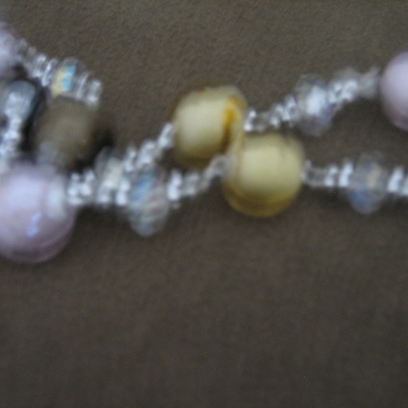 Long multi-color marble bead necklace - Picture 2 of 5